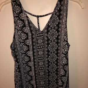 black and white patterned tank top